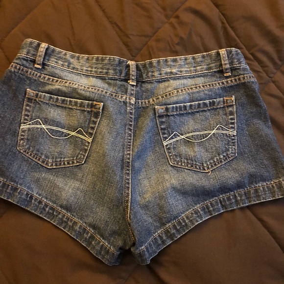 Jean shorts - Picture 2 of 2